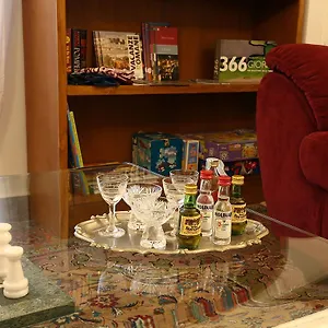 Houspitality Caesar *** Roma